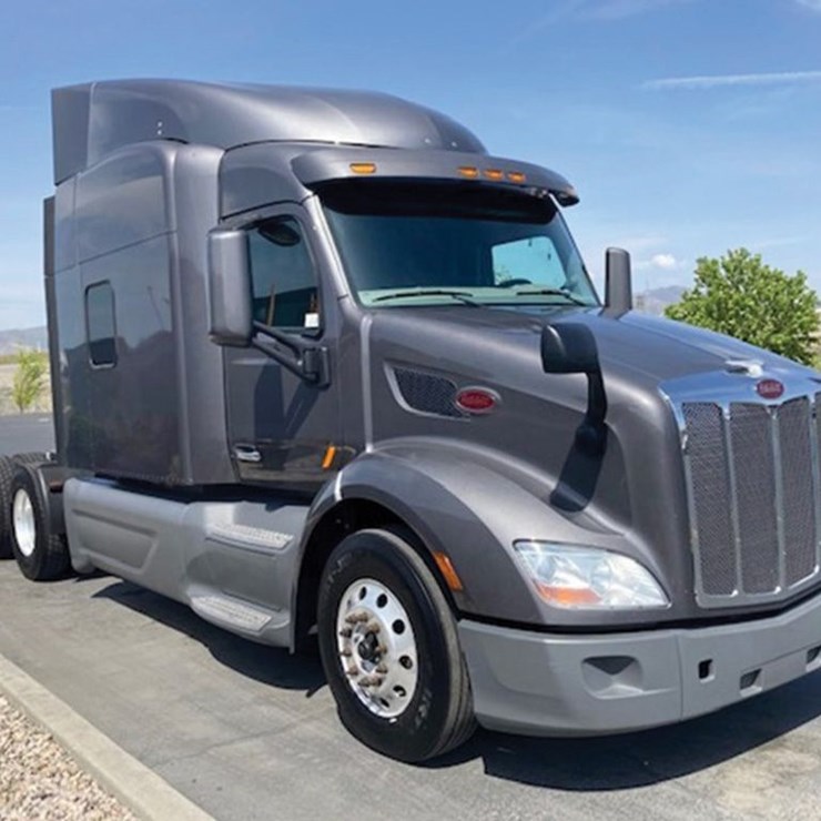 2019 PETERBILT 579