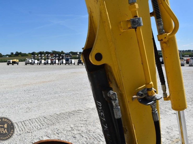 komatsu-pc45mr-5-image-18