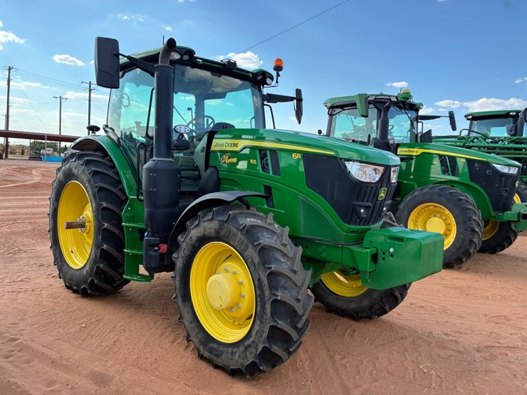 #207611-•-john-deere-6r155-tractor-image-2