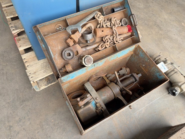 mueller-pipe-tapping-machine-image-1
