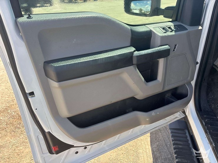2017-ford-f250-image-11