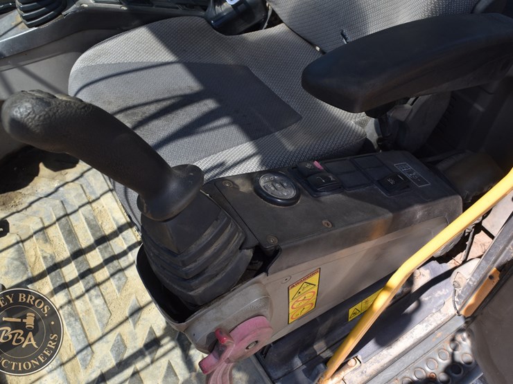 2008-volvo-ec240cl-image-86