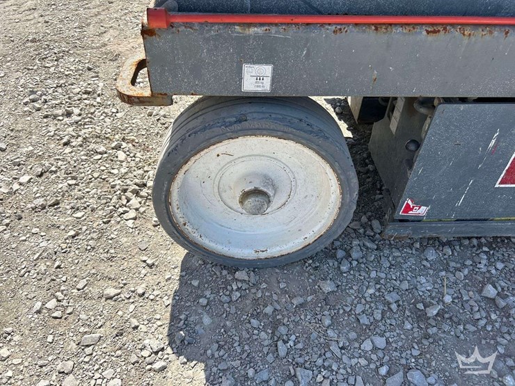 2019-skyjack-sj3226-26ft.-electric-scissor-lift-image-19