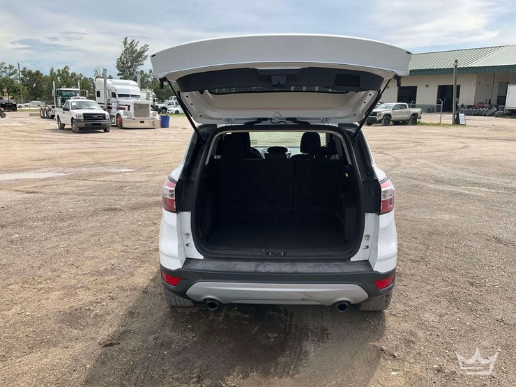 2018-ford-escape-image-30