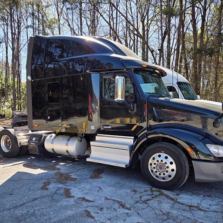 2019 PETERBILT 579