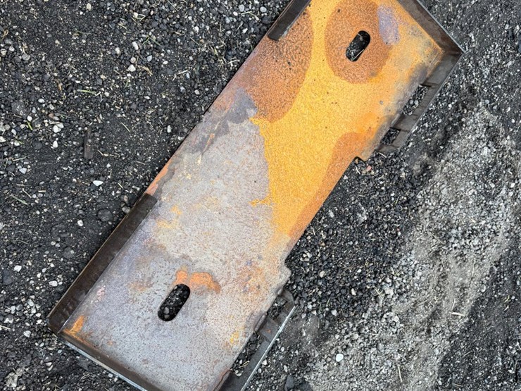 #717-•-weld-on-skid-steer-face-plate-image-2