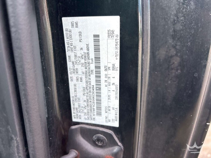 2017-ford-f150-image-5