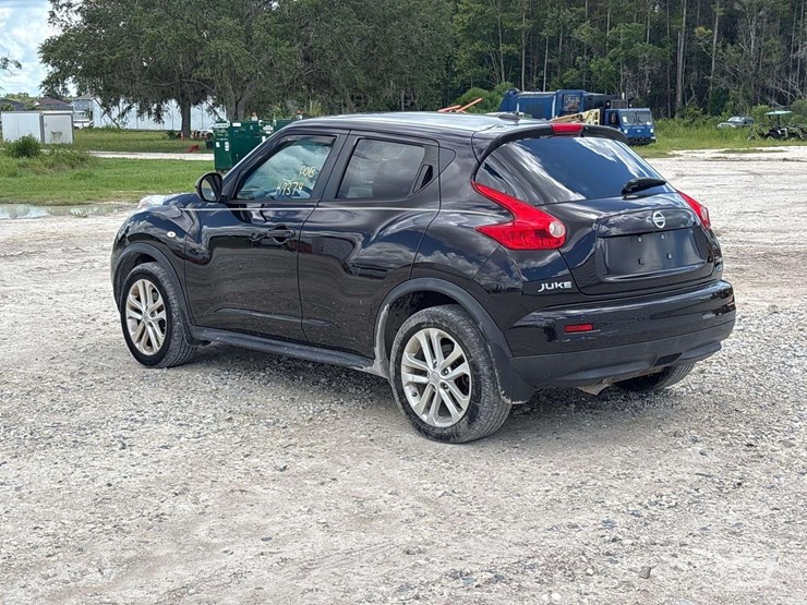 2014-nissan-juke-image-2