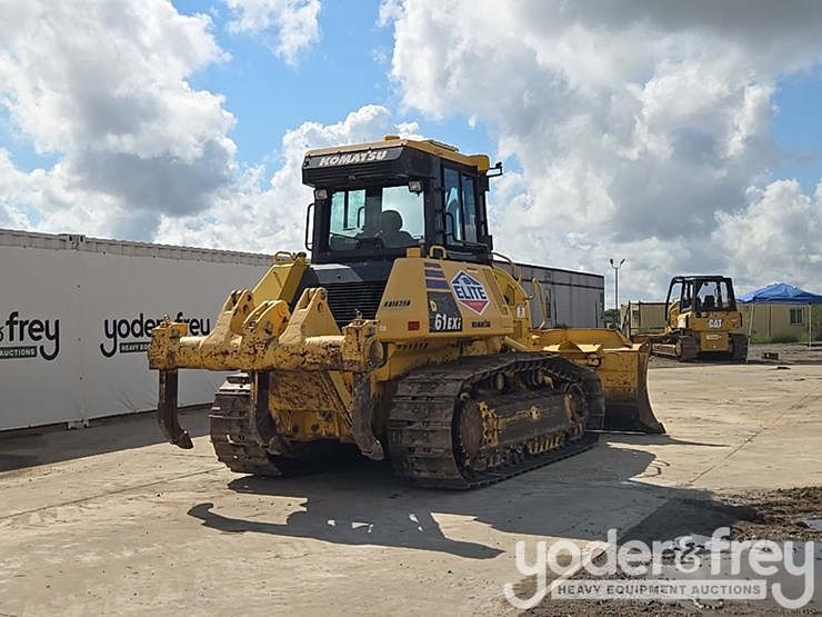 2018-komatsu-d61exi-24-image-5
