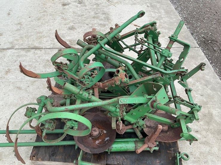 john-deere-40-image-5