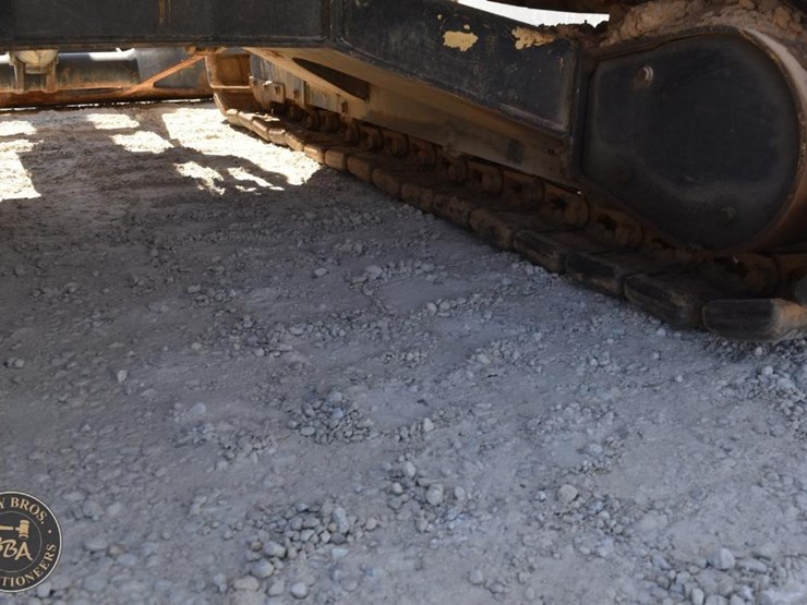 komatsu-pc45mr-5-image-35