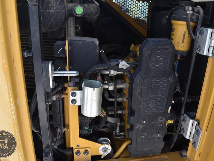 2022-caterpillar-308-cr-image-45