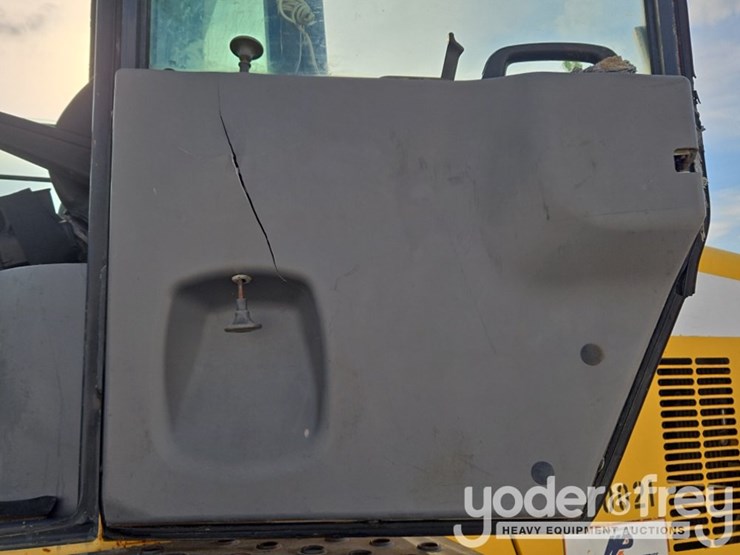 komatsu-wa150-6-image-57