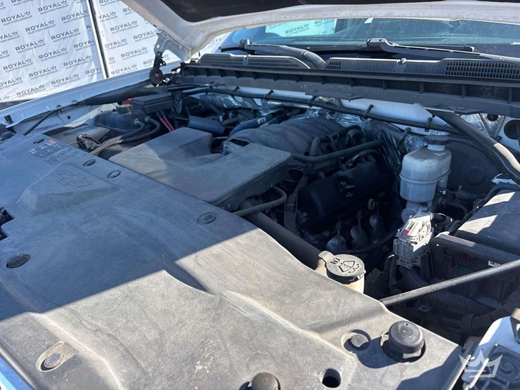 2016-chevrolet-silverado-1500-image-10