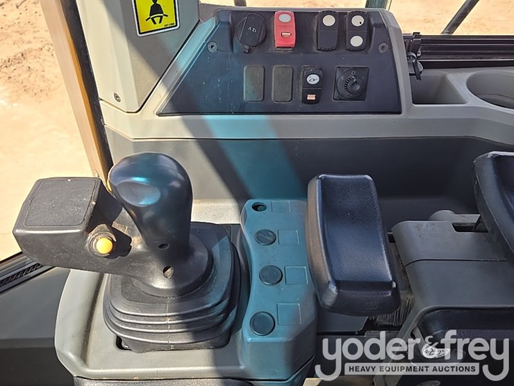 2015-caterpillar-966m-image-80