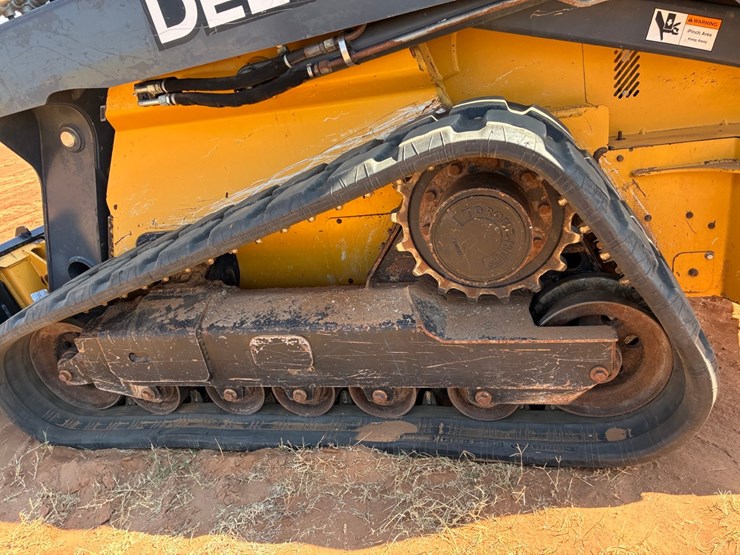 deere-333e-image-5