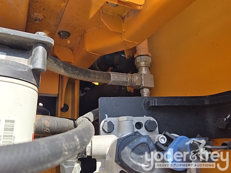 2021-hyundai-hx300al-image-45
