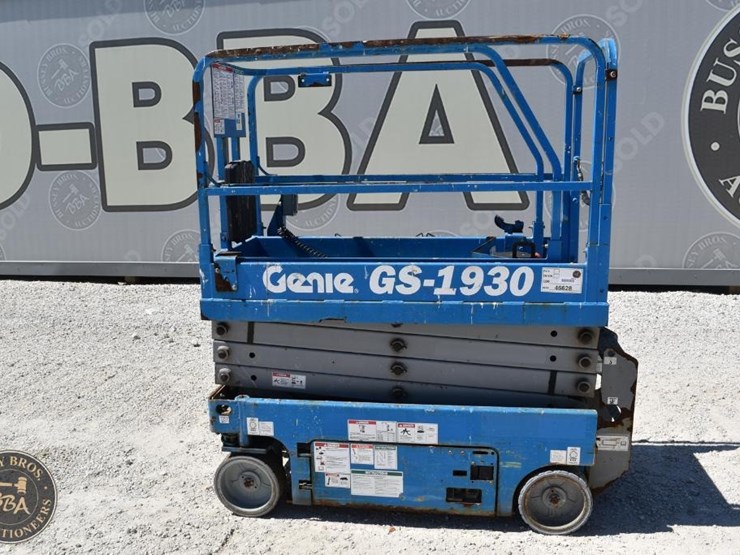 2017-genie-gs1930-image-2