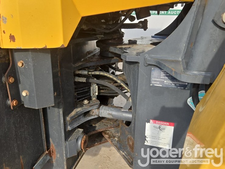 komatsu-wa150-6-image-35