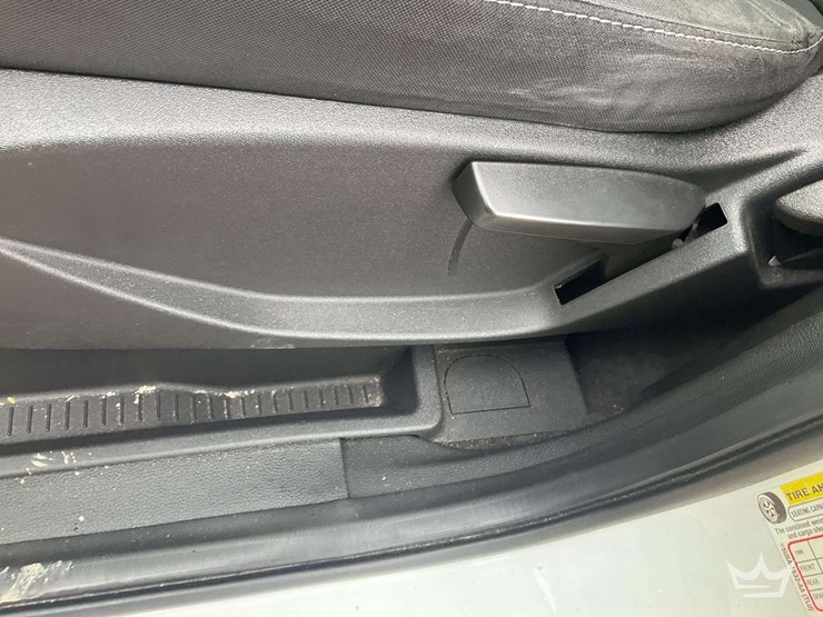 2013-ford-escape-image-13