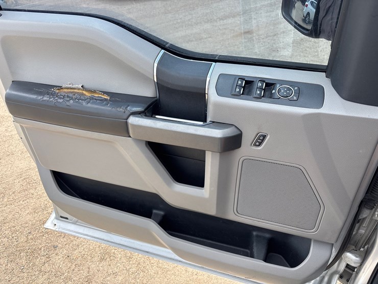 2017-ford-f250-image-12