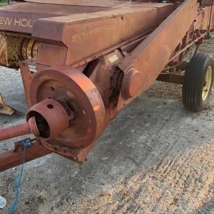 NEW HOLLAND 273