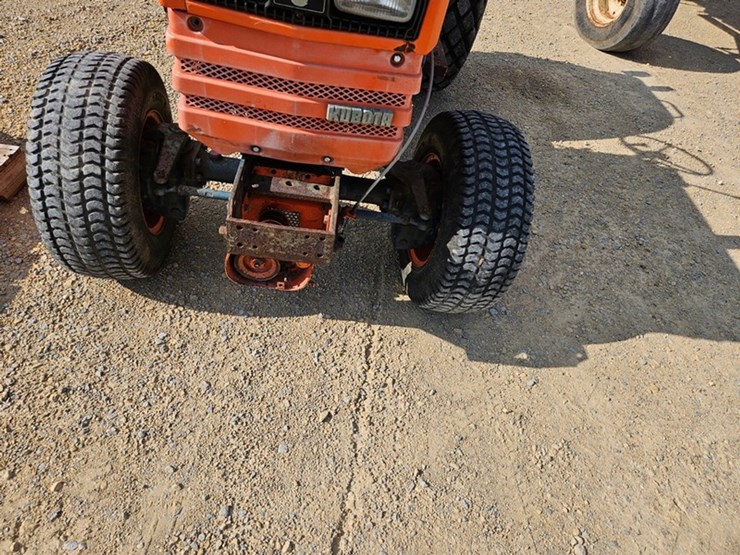 kubota-b8200-image-9