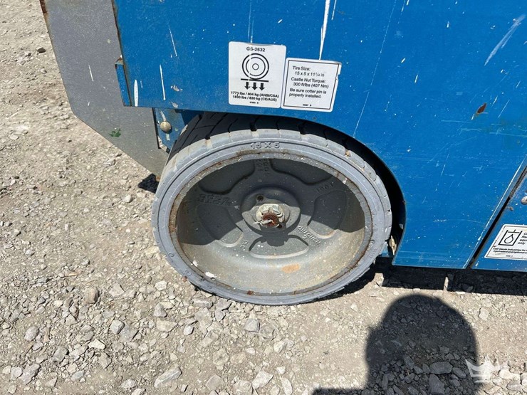 genie-scissor-lift-image-18