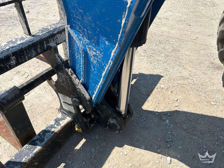 2019-genie-gth844-image-17