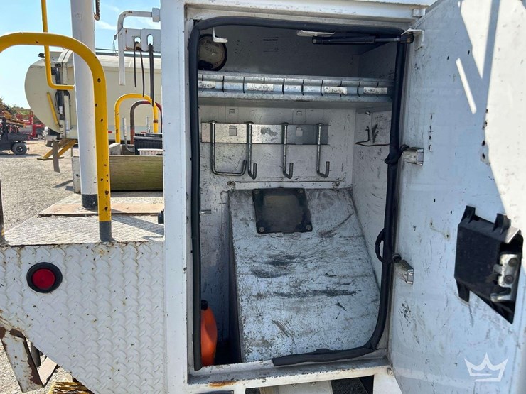 2014-international-durastar-4300-image-29