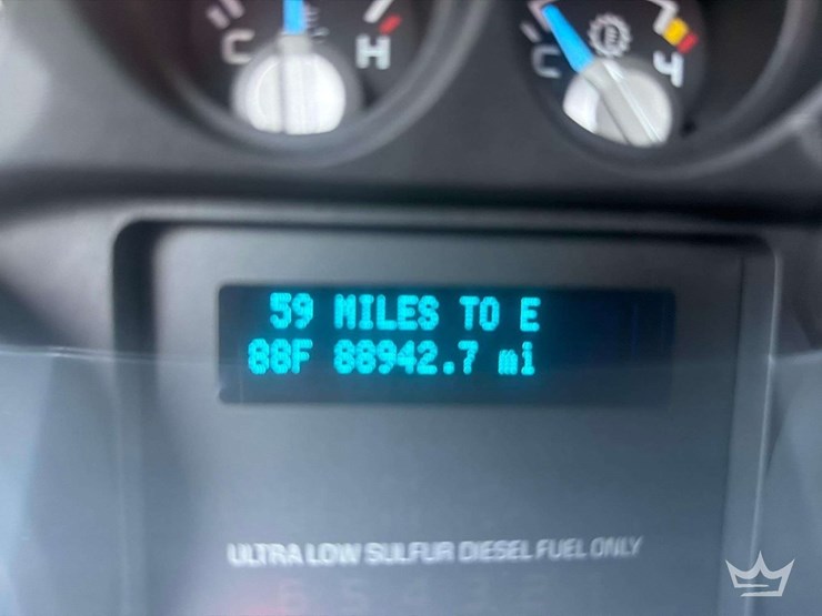 2016-ford-f550-image-8
