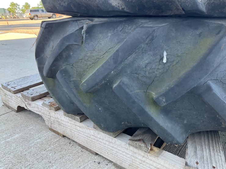 #5046-•-(2)-firestone-12.4-24-agricultural-tractor-tires-on-steel-rims-image-9