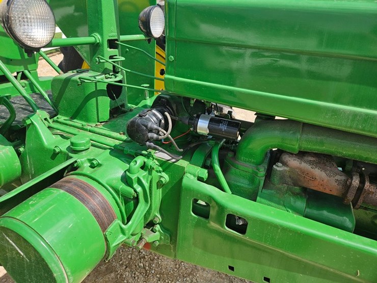 john-deere-b-image-19
