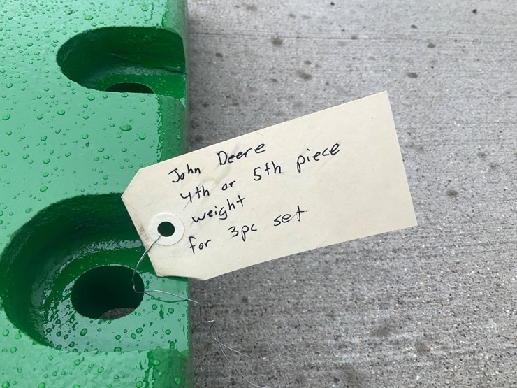 #5084-•-john-deere-front-tractor-weight-image-2