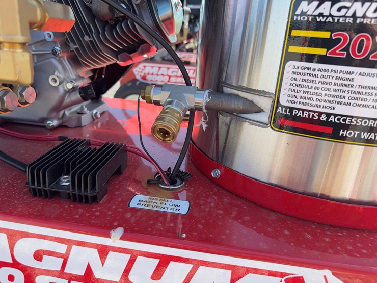 #4-•-unused-magnum-4000-series-hot-water-pressure-washer-262661-inv#53779-image-8