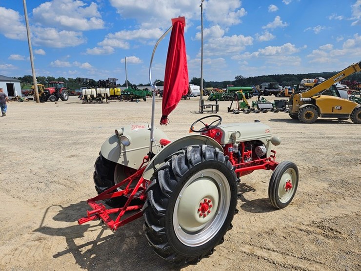 ford-8n-image-5