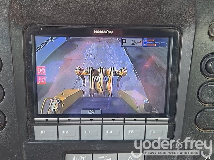 2018-komatsu-d61exi-24-image-65