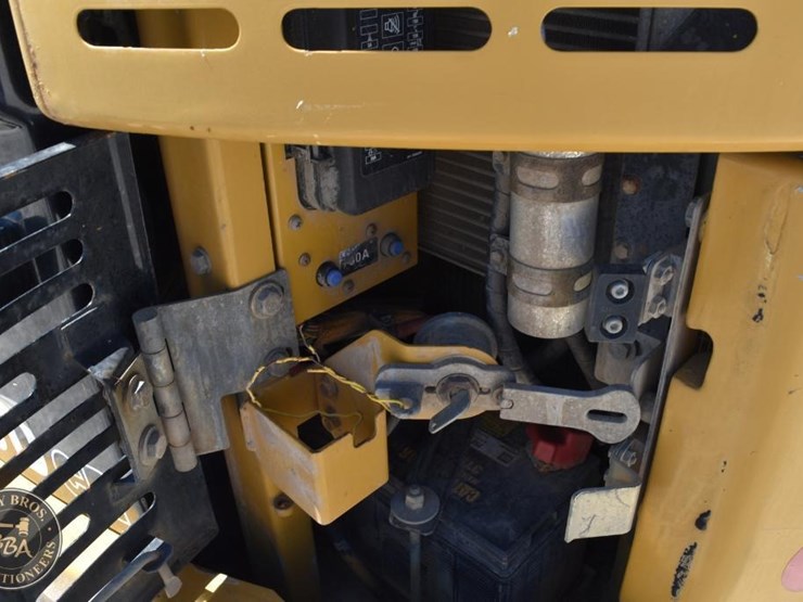 2010-caterpillar-308d-cr-image-47