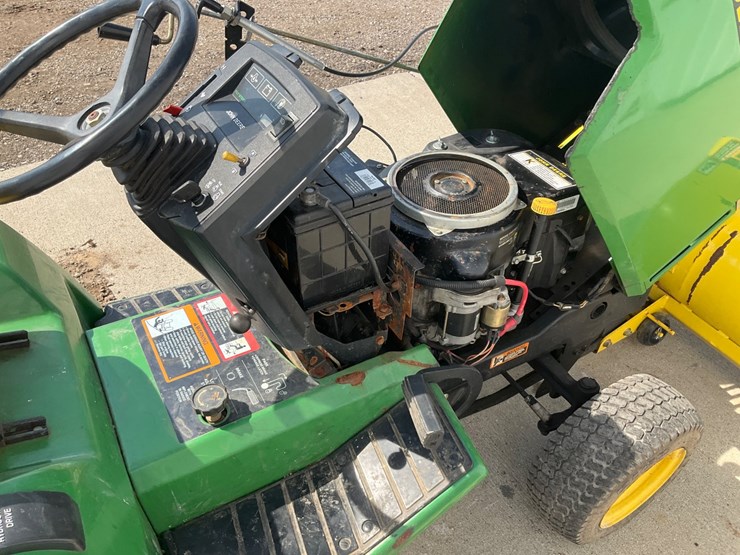 john-deere-265-image-17