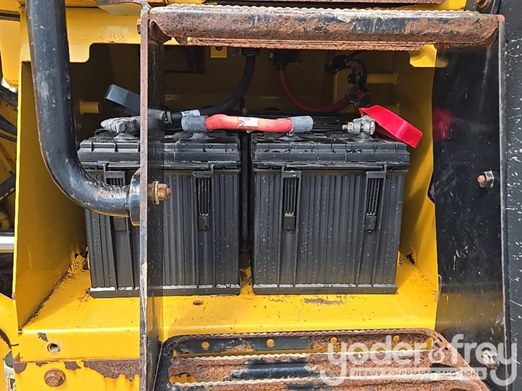 2015-caterpillar-966m-image-51