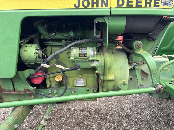 john-deere-850-image-14
