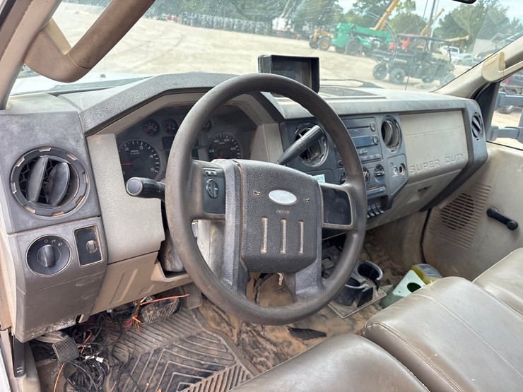 2008-ford-f450-image-8