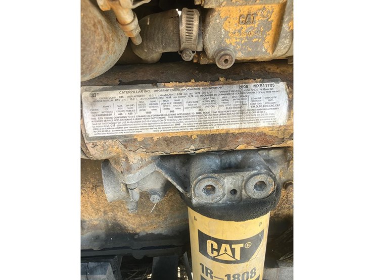 2005-caterpillar-c15-image-5