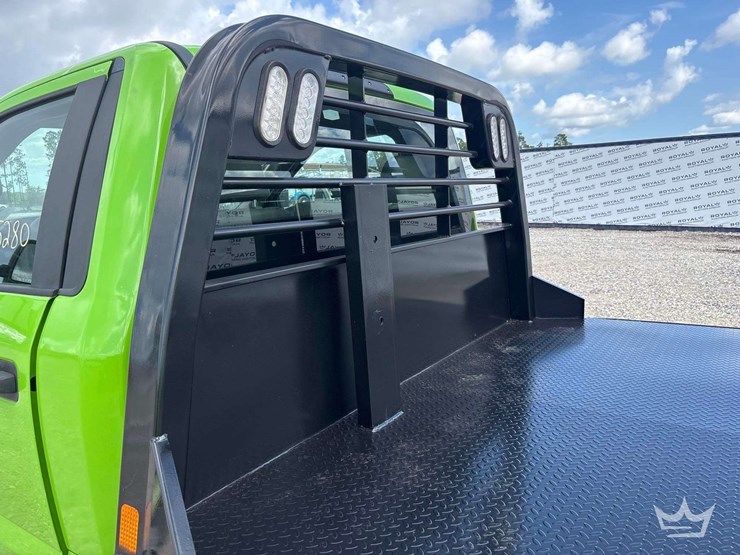 2019-ford-f550-image-17