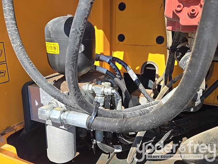 2021-hyundai-hx300al-image-39