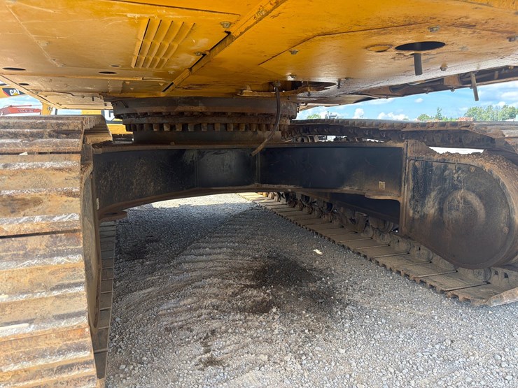 caterpillar-336gc-image-6