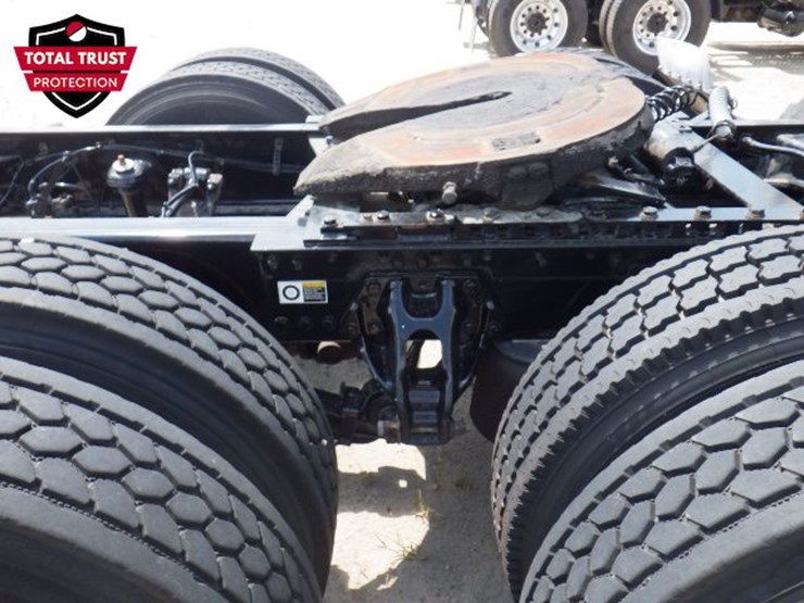 2020-kenworth-t680-image-5