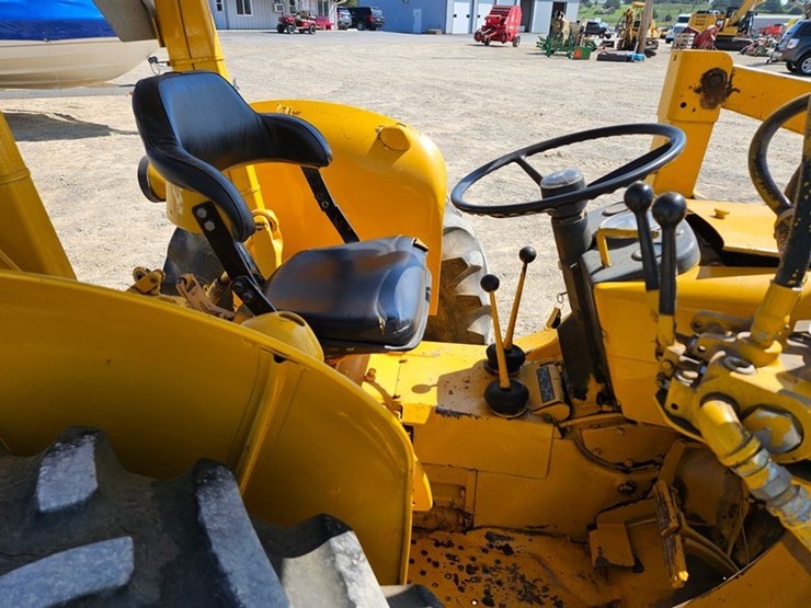 john-deere-301-image-29