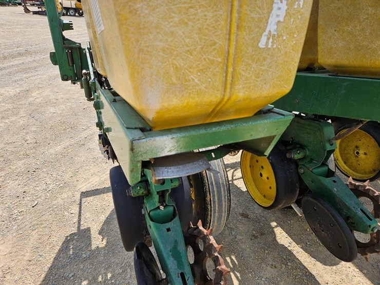 john-deere-7000-image-26