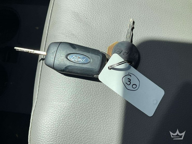2016-ford-f150-image-39